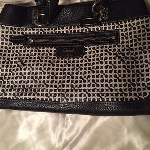 Authentic coach handbag🙉🙉🙉🙉