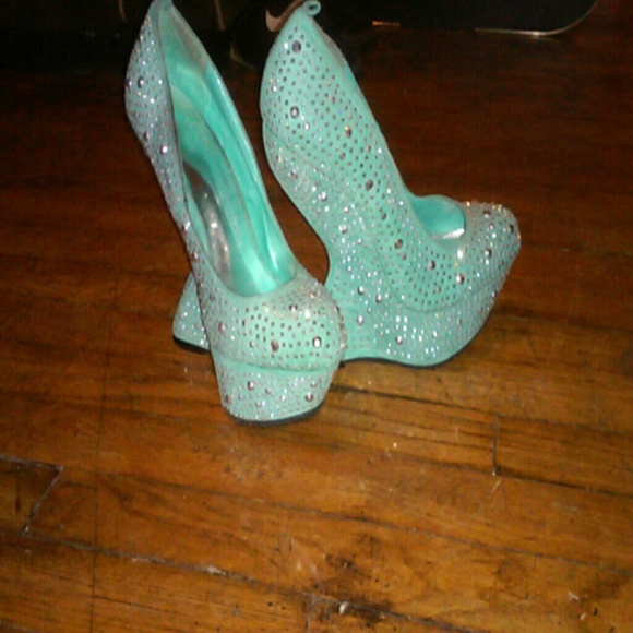 Invisible heel pumps - Picture 1 of 3