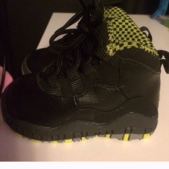 Bundle jordans