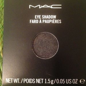 🌑🌑New eyeshadow color Black Tied🌑🌑