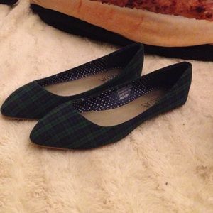 Tartan Plaid Flats ✨NEVER WORN✨