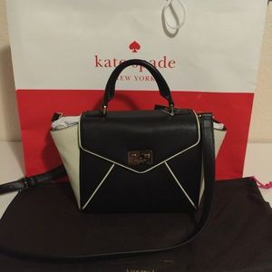 *On hold* Kate Spade purse