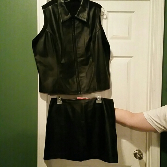 Leather skirt set/SOLD ON ANOTHER SITE - Picture 2 of 3