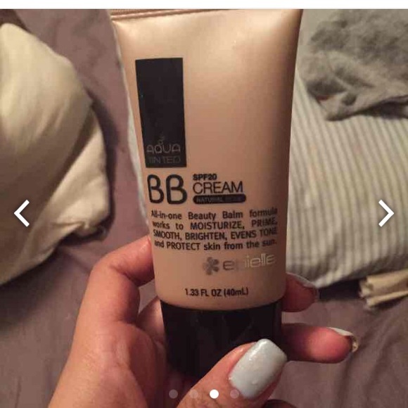Makeup bundle - Picture 3 of 4