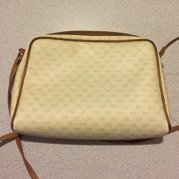 Vintage Gucci cross body