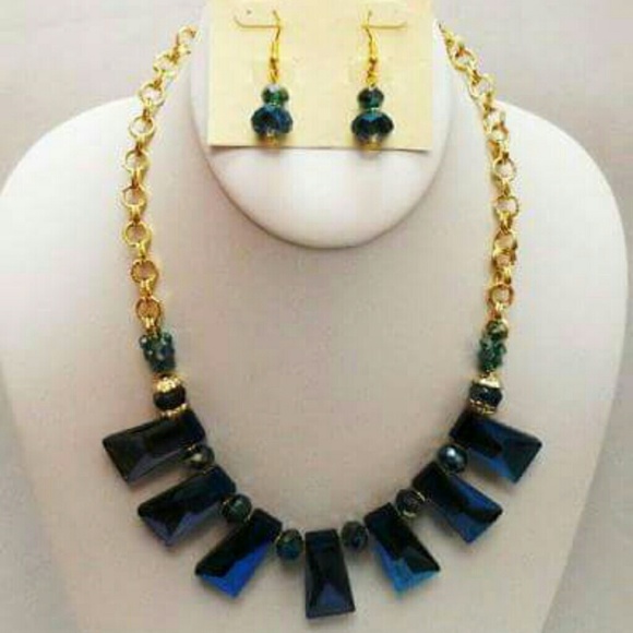 Blue Ice Necklace Set - Picture 1 of 1