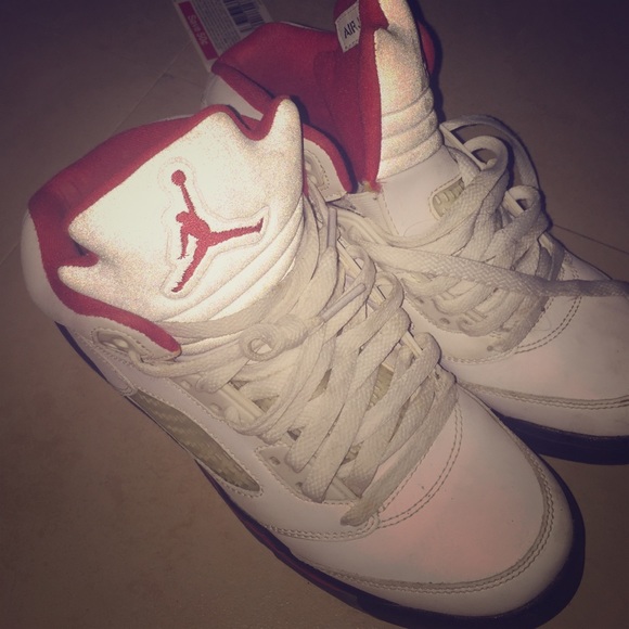 Size 6y jordans