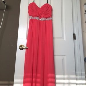 Coral Strapless Prom Dress.