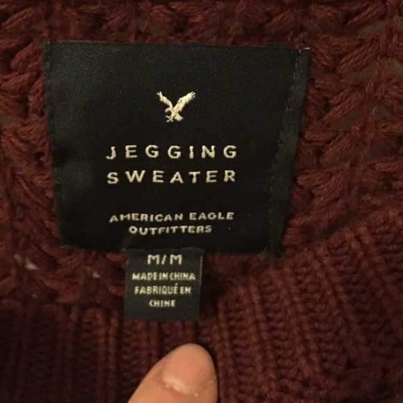 American eagle maroon cableknit sweater - Picture 2 of 2