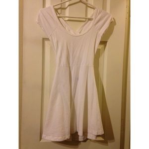 Brandy Melville Bethan Dress