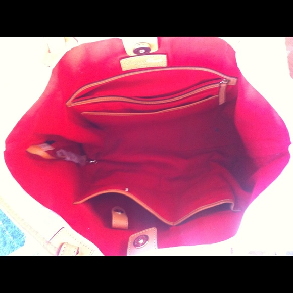 Dooney &Bourke Tote Bag Spring/Summer. - Picture 4 of 4