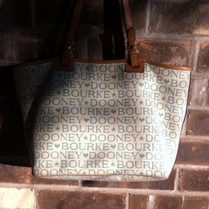 Dooney &Bourke Tote Bag Spring/Summer.