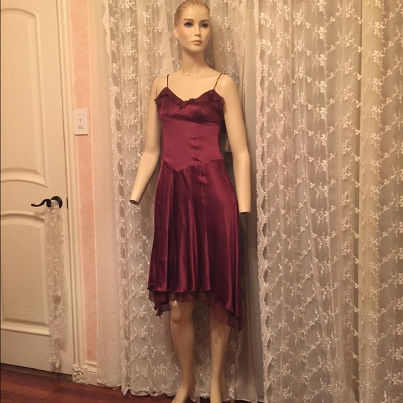 NWT To The Max Dress size 4