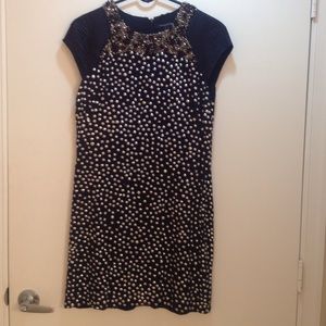 Have only wore it twice, want someone else to ❤️