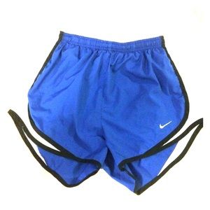 Royal blue Nike shorts Small