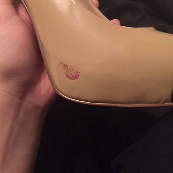 High heels - Picture 2 of 2