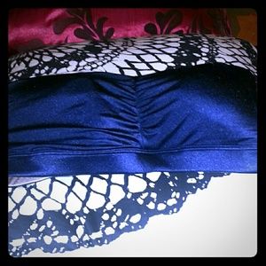 Reversible navy blue  strapless  tube top bre