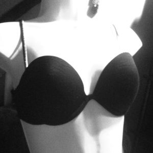 VS Very Sexy Black Strapless Bra