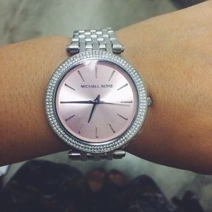 michael kors silvertone darci watch