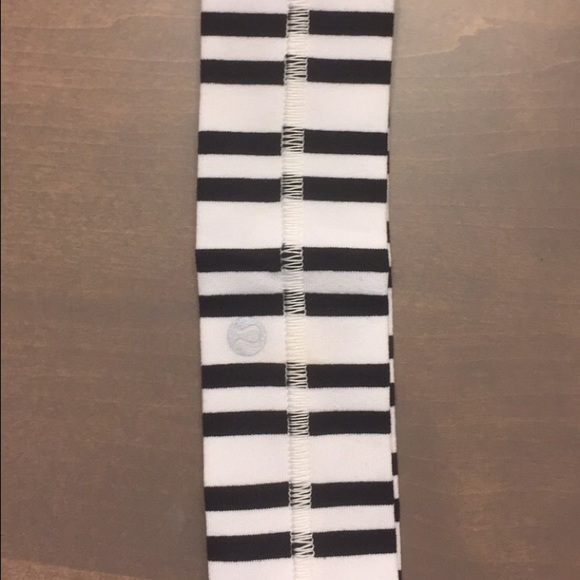 Stripped lululemon headband