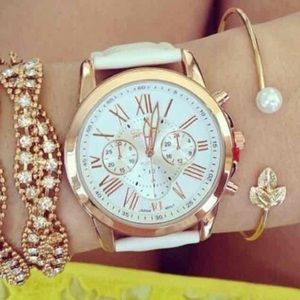 New large face ladies classy watch