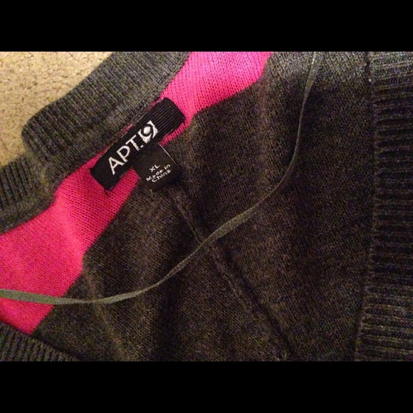 Chevron sweater - Picture 2 of 2