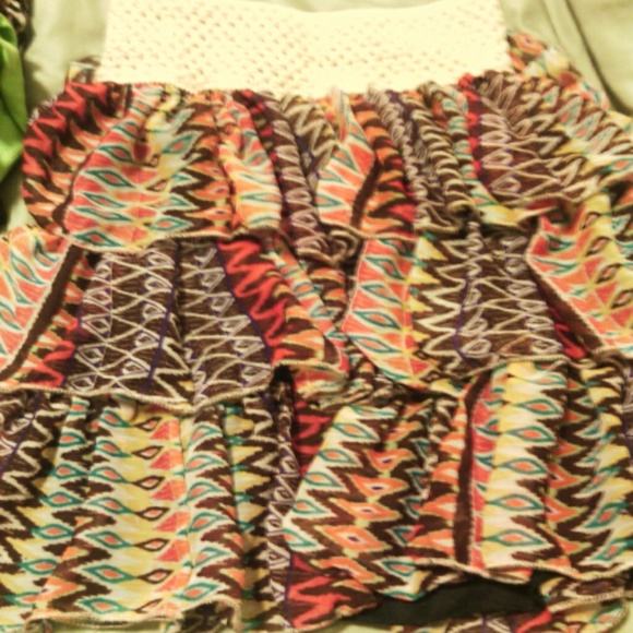 Skirt - Picture 2 of 2