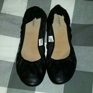Black Old Navy Ballet Flats