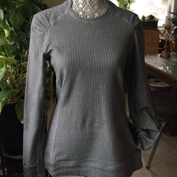 lululemon athletica Sweaters - ❤️Lululemon Think Fast LS❤️