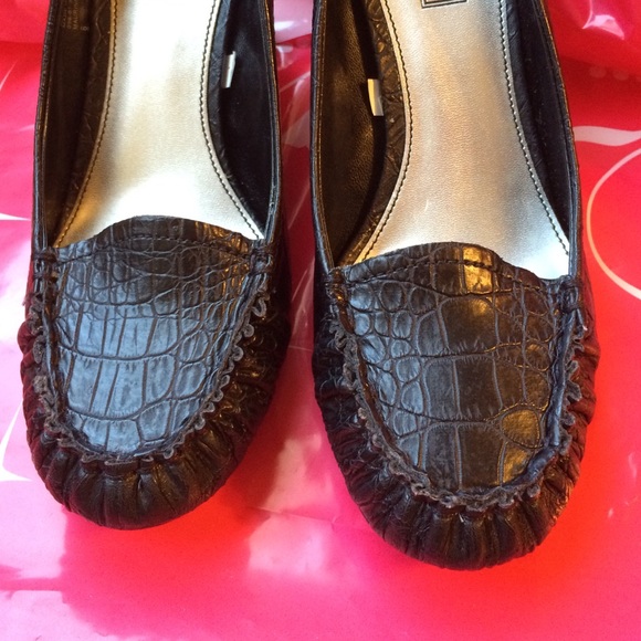 NWOT- Black Work Pumps - Picture 2 of 4