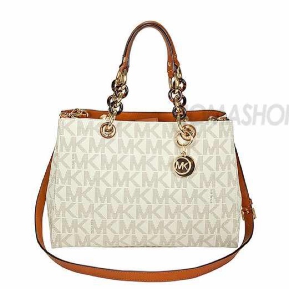 *RARE* Michael Kors Purse - Picture 1 of 4