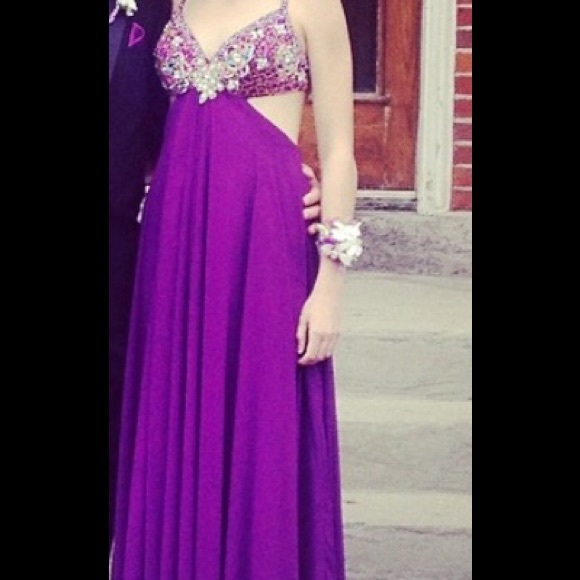 Purple prom dress. Open to offers!!