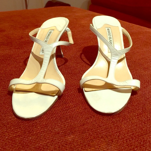 Original Manolo Blanik white sandals