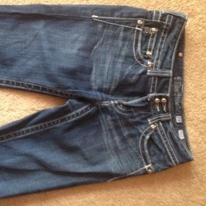 Size 28 boot cut miss me jeans