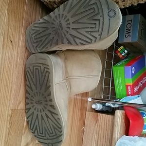 Additional pics for ugg boots