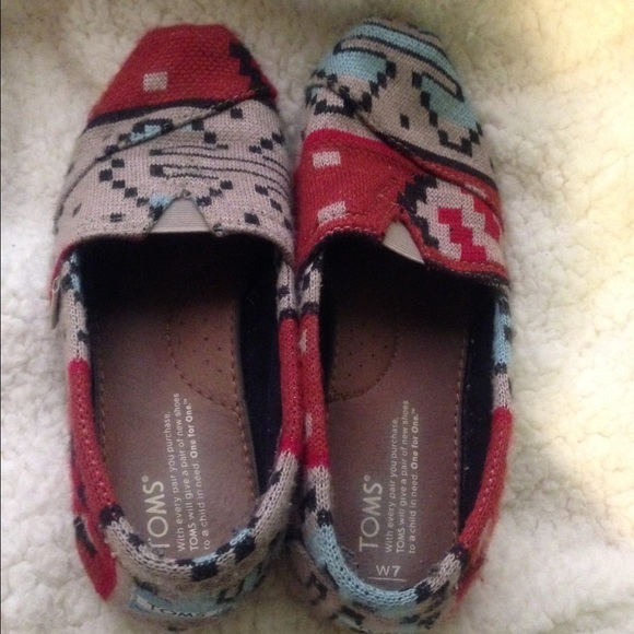 Tribal Print Toms