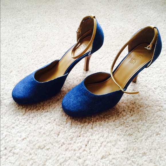 Jean Ankle Strap Heels!