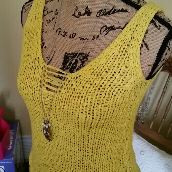 Bundled *** Moda International knit tank - Picture 2 of 4