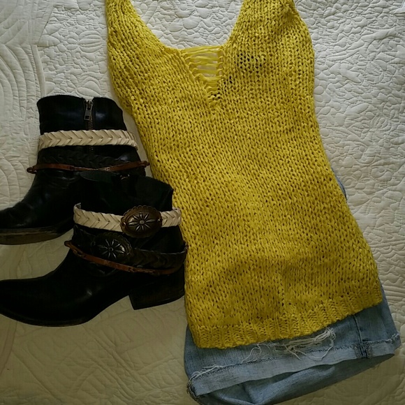 Bundled *** Moda International knit tank - Picture 3 of 4