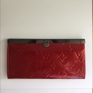 Red design long wallet