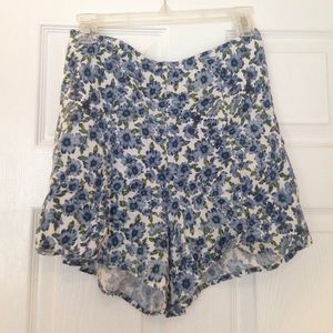 Floral flowy shorts