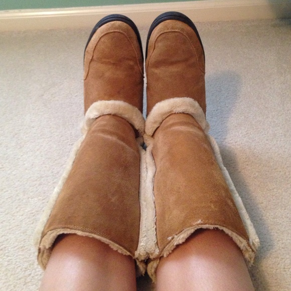 UGG Sundance II