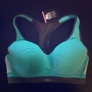 VSX 34D Incredible Sport Bra