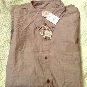 Men's Cotton Heathered shirt in XL... Brand new!