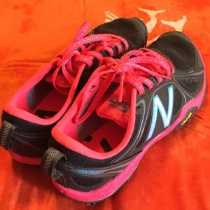 New Balance Vibram Minimus Sz 5