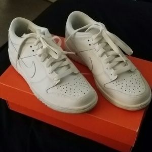 White Nike Dunk Low
