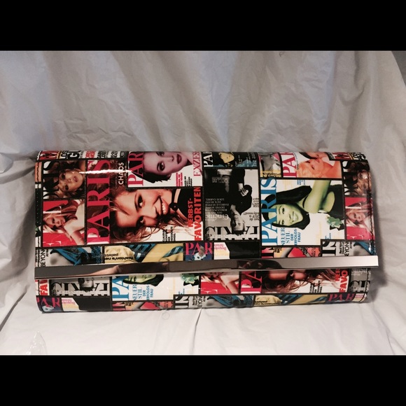 ***SOLD*** Magazine Clutch w/shoulder chain