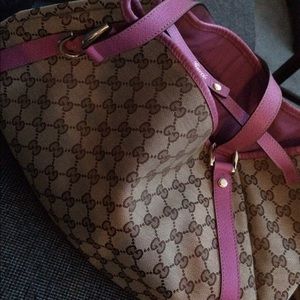 Gucci handbag