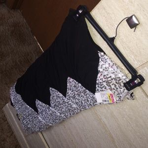 Fitted sequenced dress
