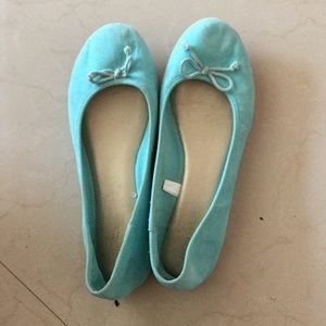 Aqua flats